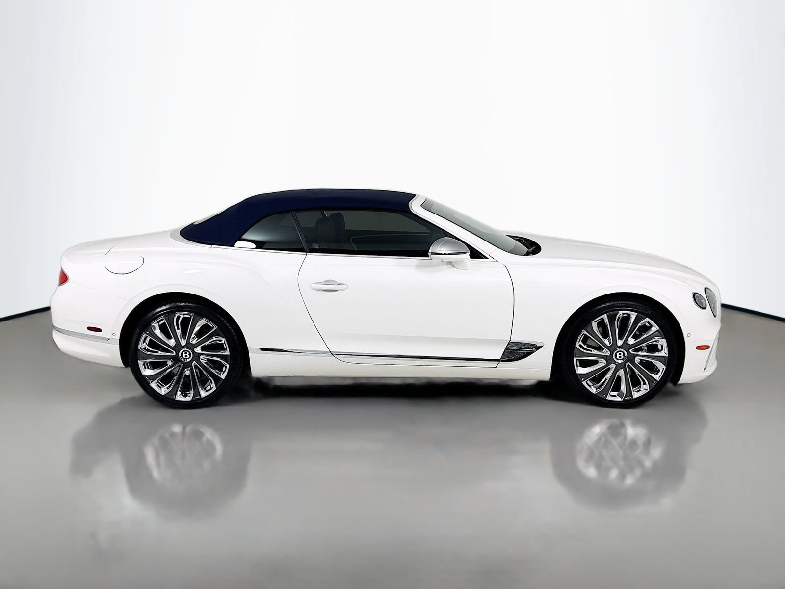 Certified 2023 Bentley Continental GT Mulliner AWD/4WD image 9