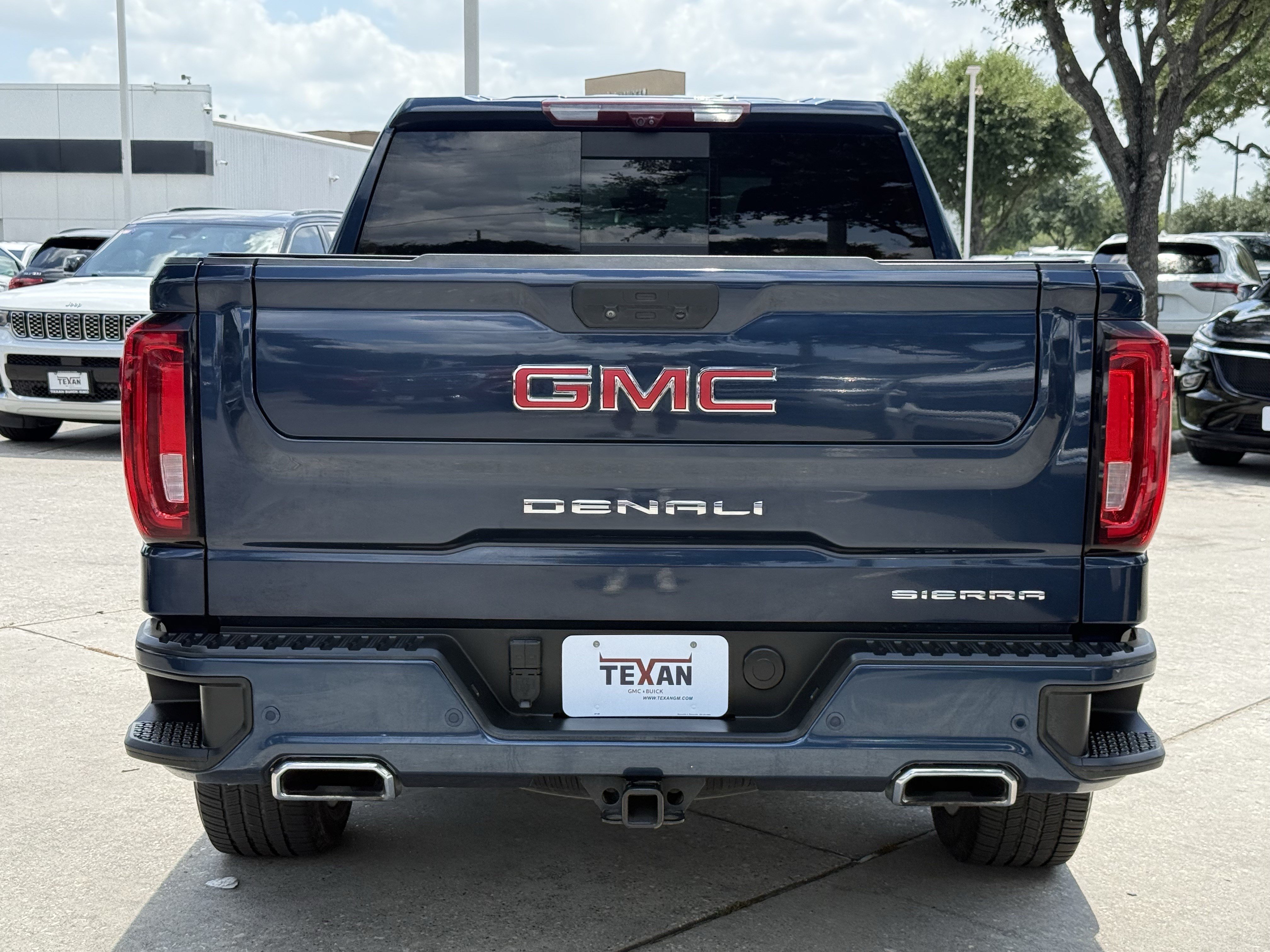 Used 2020 GMC Sierra 1500 Denali w/ Denali Ultimate Package AWD/4WD image 6