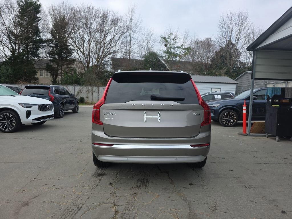 Used 2022 Volvo XC90 T6 Inscription w/ Advanced Package image 17