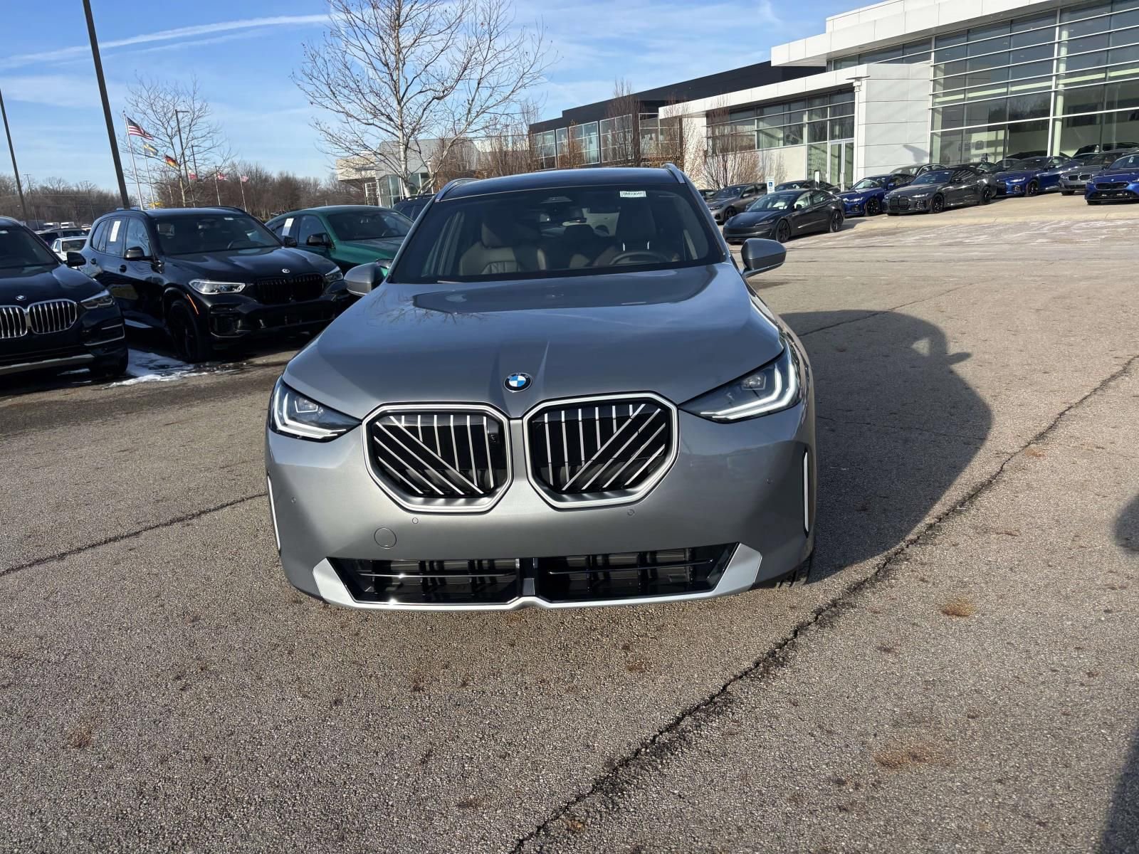 New 2026 BMW X3 xDrive30i w/ Premium Package AWD/4WD image 2