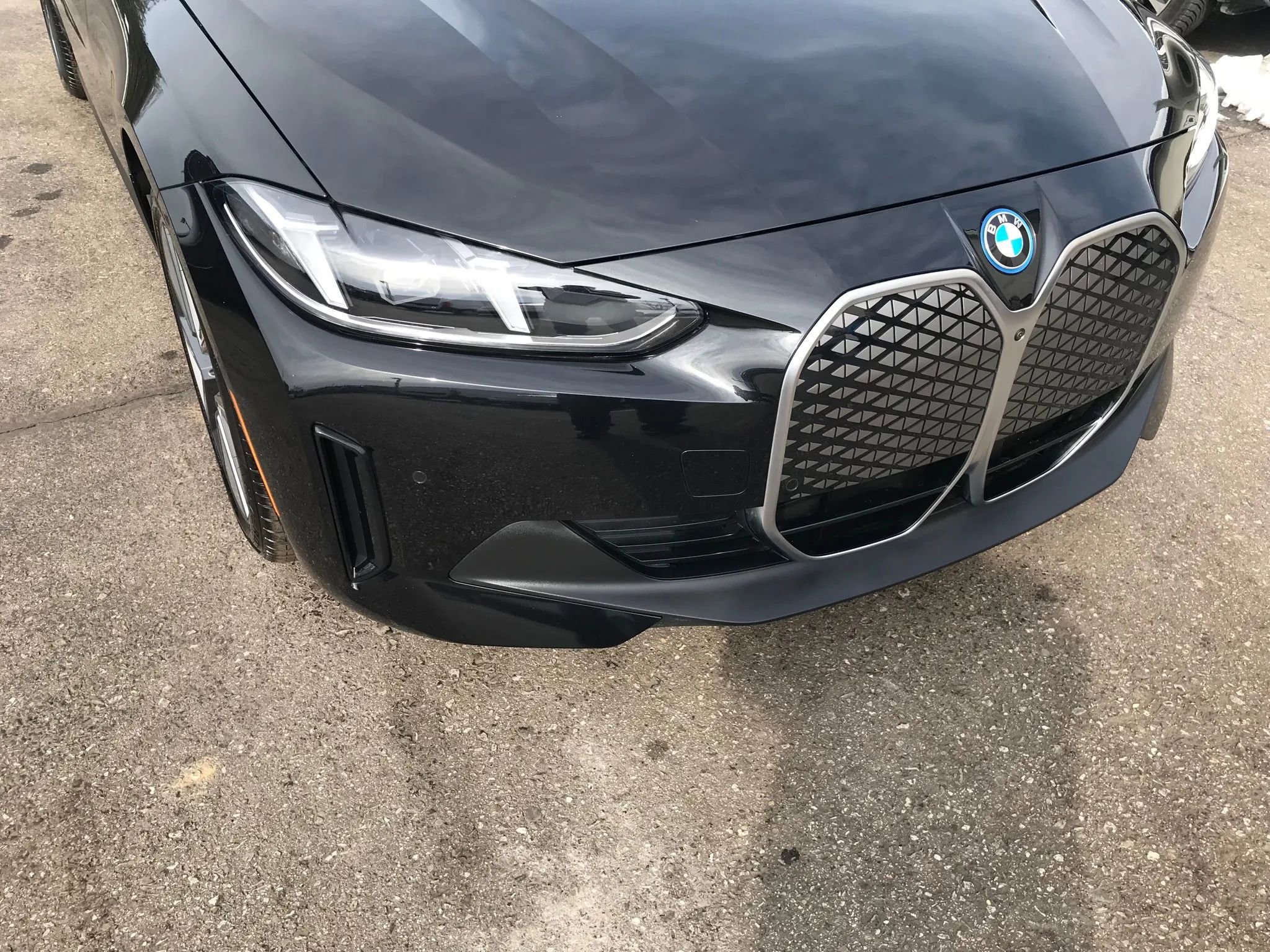 Used 2025 BMW i4 xDrive40i w/ Premium Package image 60