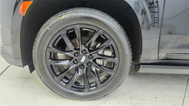 Used 2023 Cadillac Escalade ESV Sport Platinum w/ LPO, ONYX Package image 69