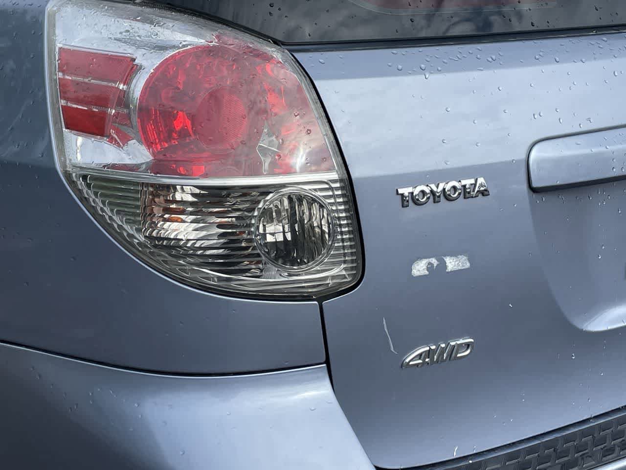 Used 2006 Toyota Matrix AWD image 33