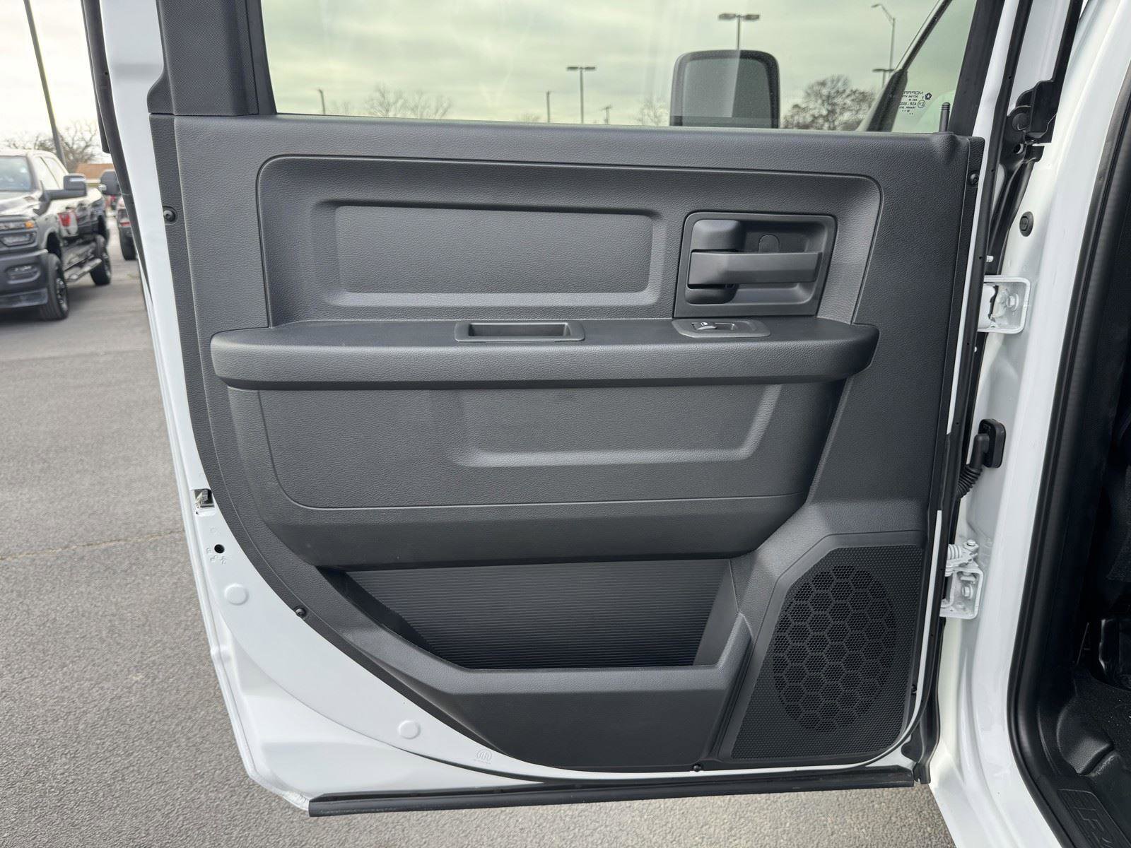 New 2026 RAM 2500 Tradesman w/ Chrome Appearance Group image 25