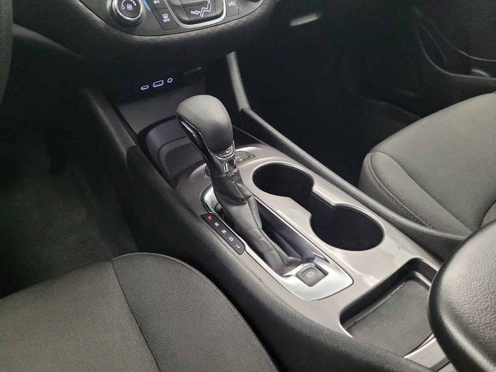 Used 2025 Chevrolet Malibu LS FWD image 26