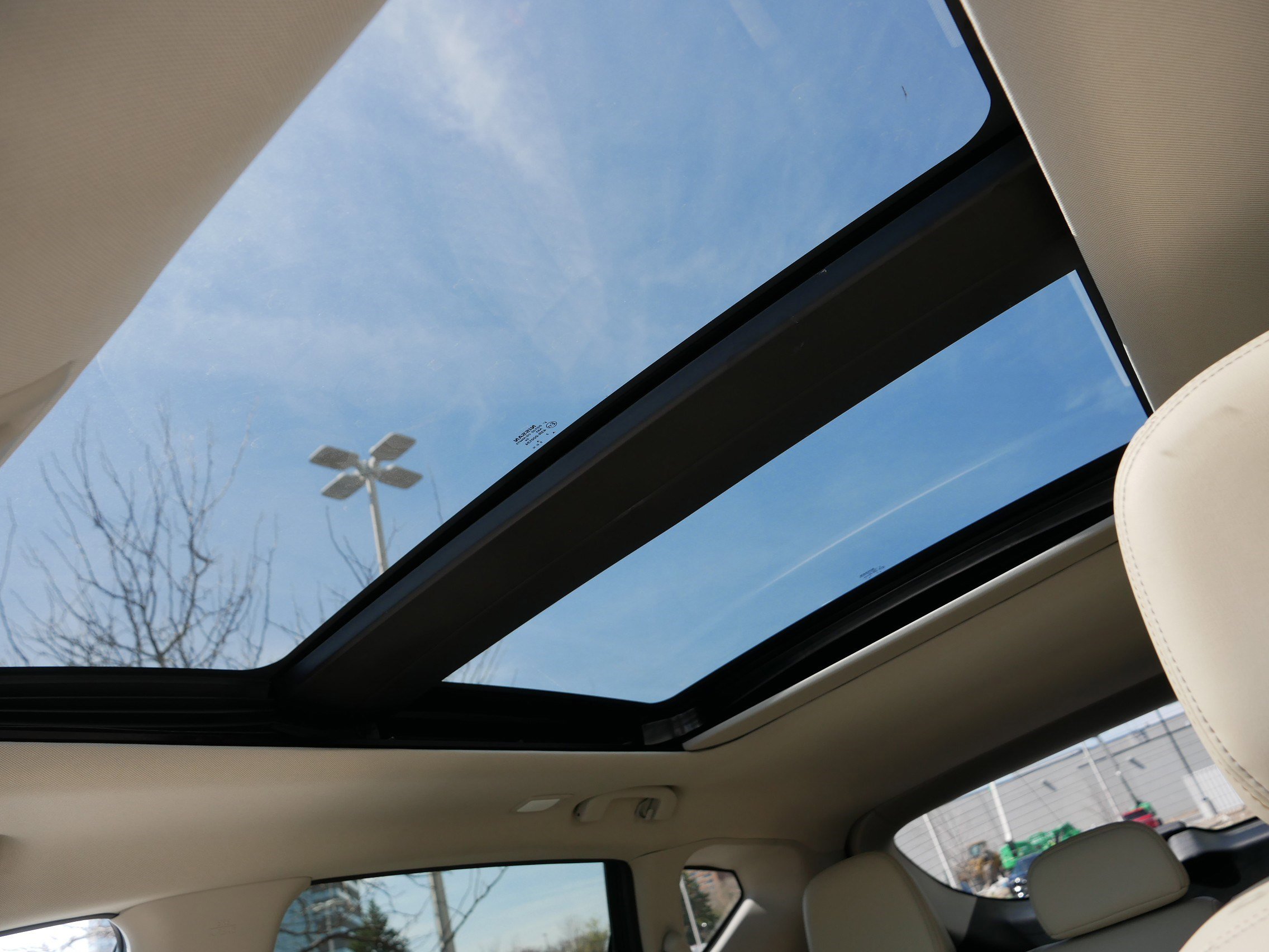 Used 2024 Nissan Murano Platinum w/ Cargo Package AWD/4WD image 32