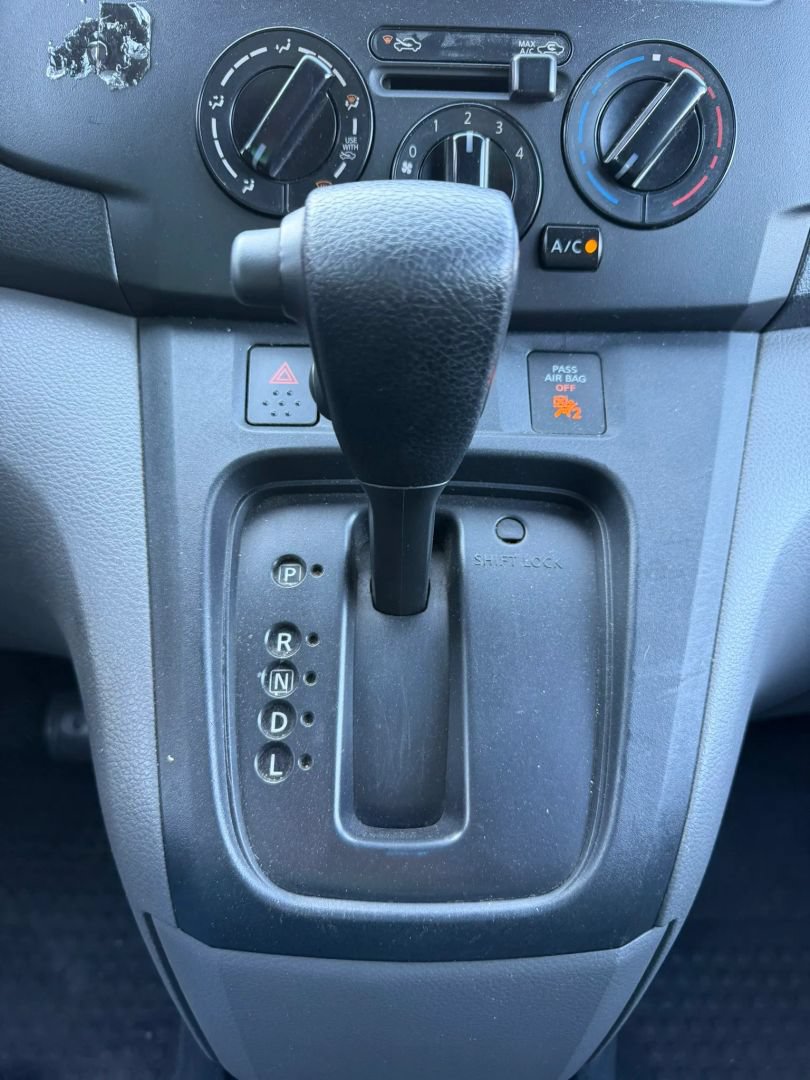 Used 2020 Nissan NV200 SV w/ Back Door Glass Package FWD image 23