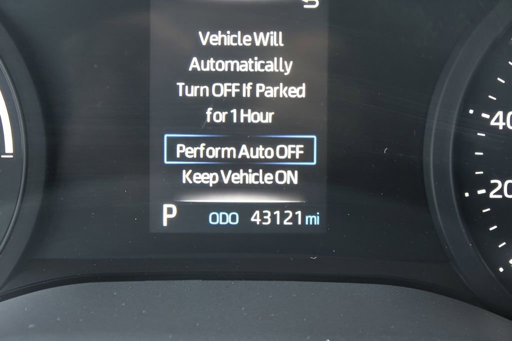 Used 2021 Toyota Sienna XLE w/ XLE Plus Package FWD image 12
