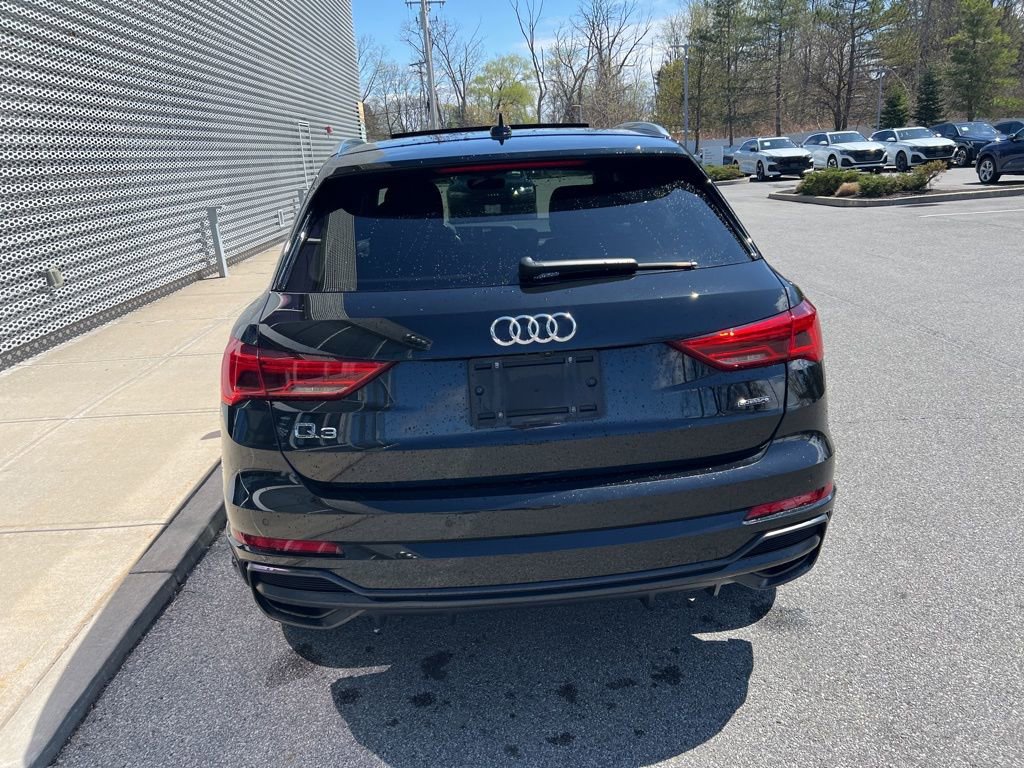 Used 2020 Audi Q3 2.0T Prestige w/ Prestige Package image 30