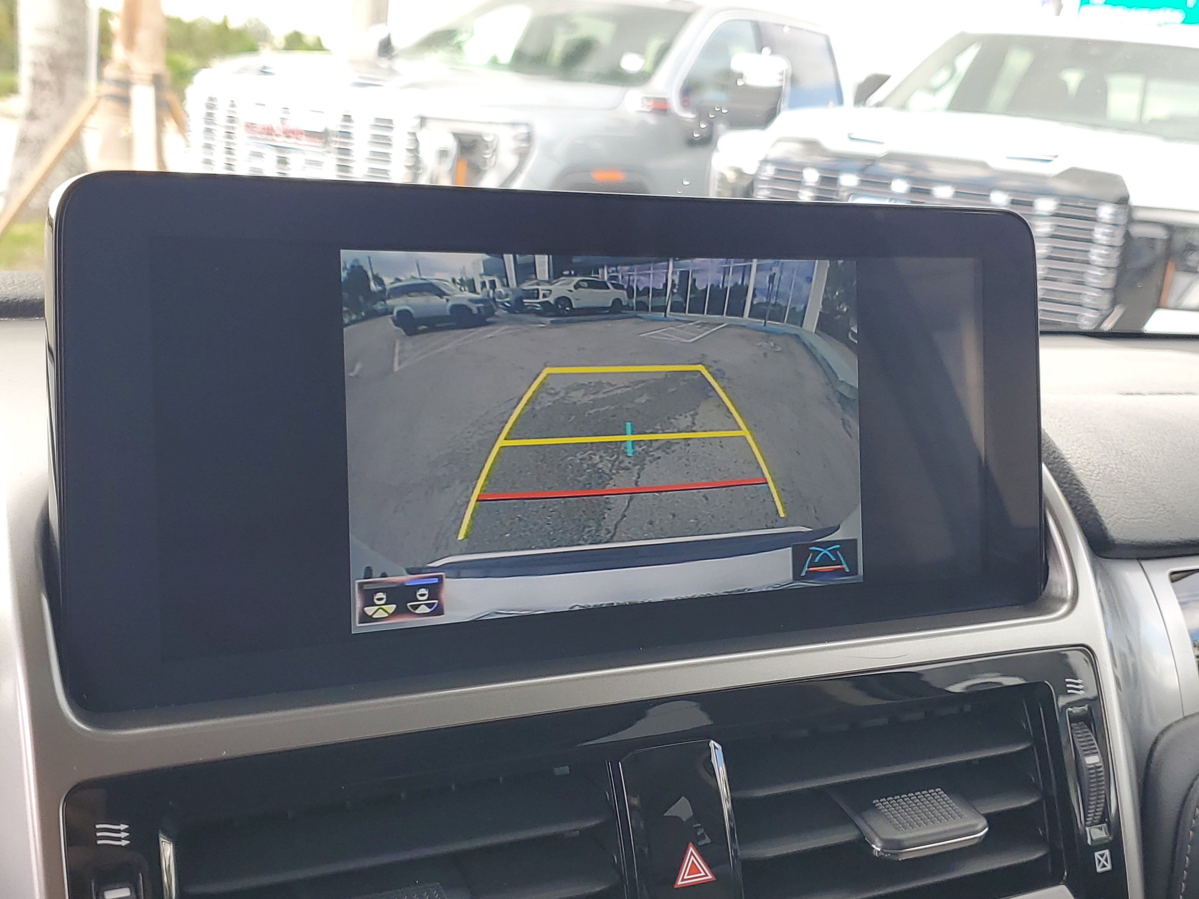 Used 2022 Lexus GX 460 Premium w/ Accessory Package image 11