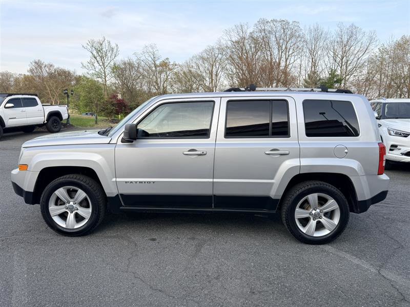Used 2012 Jeep Patriot Limited w/ Sun/Sound Group image 8