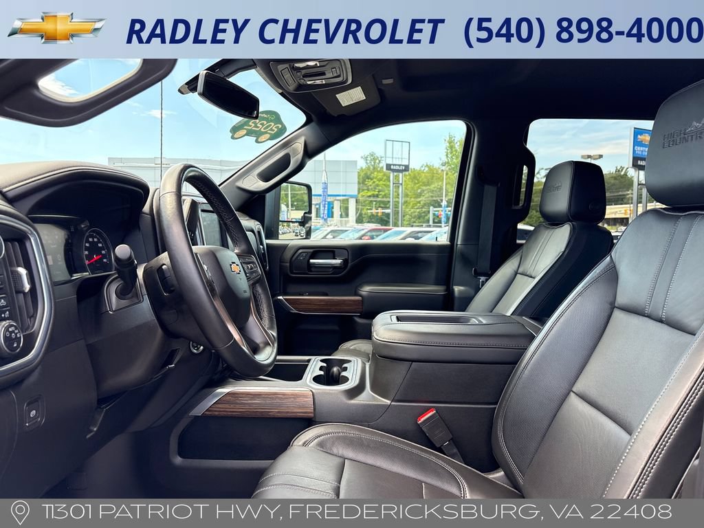 Certified 2022 Chevrolet Silverado 3500 High Country AWD/4WD image 3