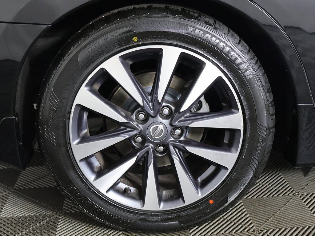 Used 2017 Nissan Altima 2.5 SL w/ Moonroof Package image 21
