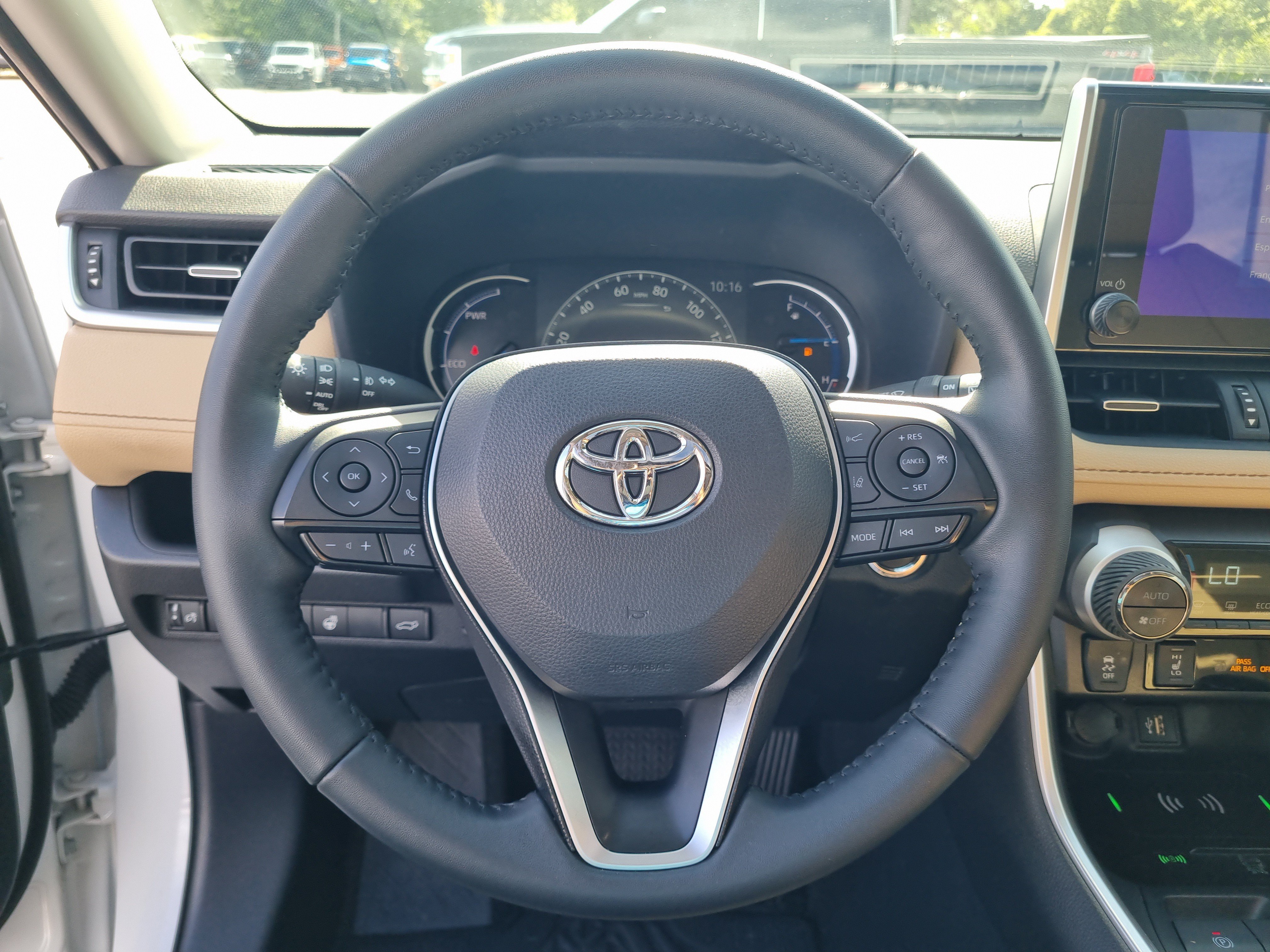 Used 2025 Toyota RAV4 XLE Premium w/ Weather Package AWD/4WD image 25
