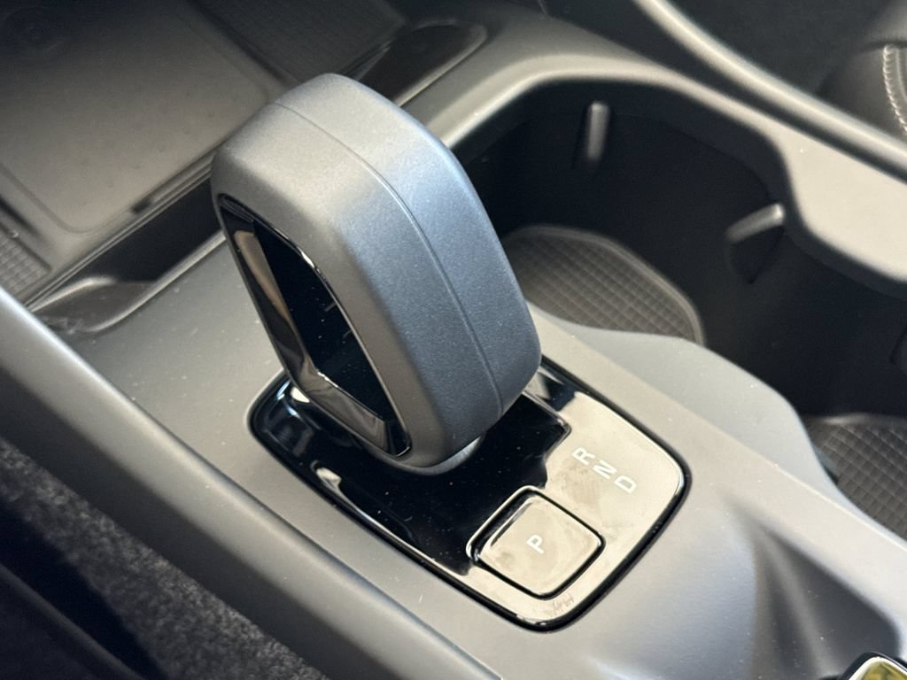 New 2026 Volvo XC40 B5 Core w/ Protection Package Premier AWD/4WD image 21