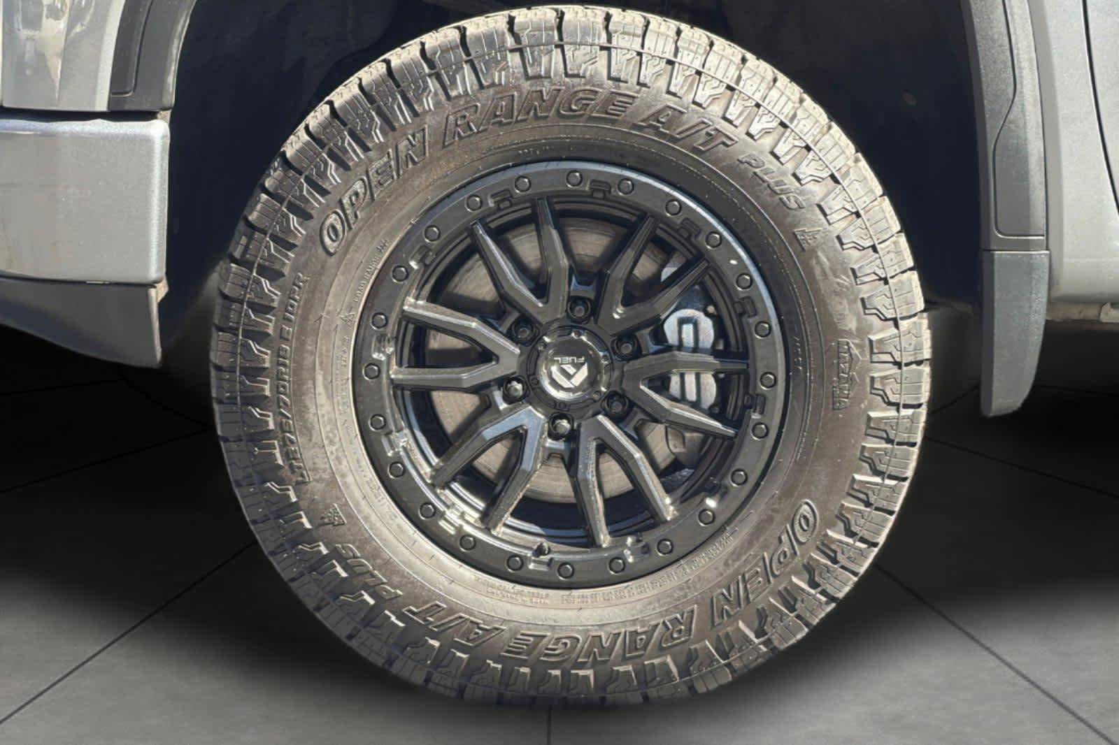 Used 2021 GMC Sierra 1500 AT4 w/ AT4 Preferred Package AWD/4WD image 11