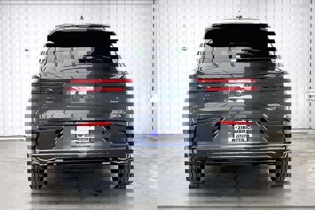 New 2026 Genesis GV70 2.5T Select image 4