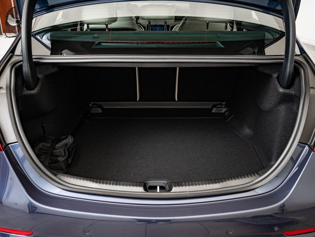 New 2026 Mercedes-Benz C 300 4MATIC Sedan image 21