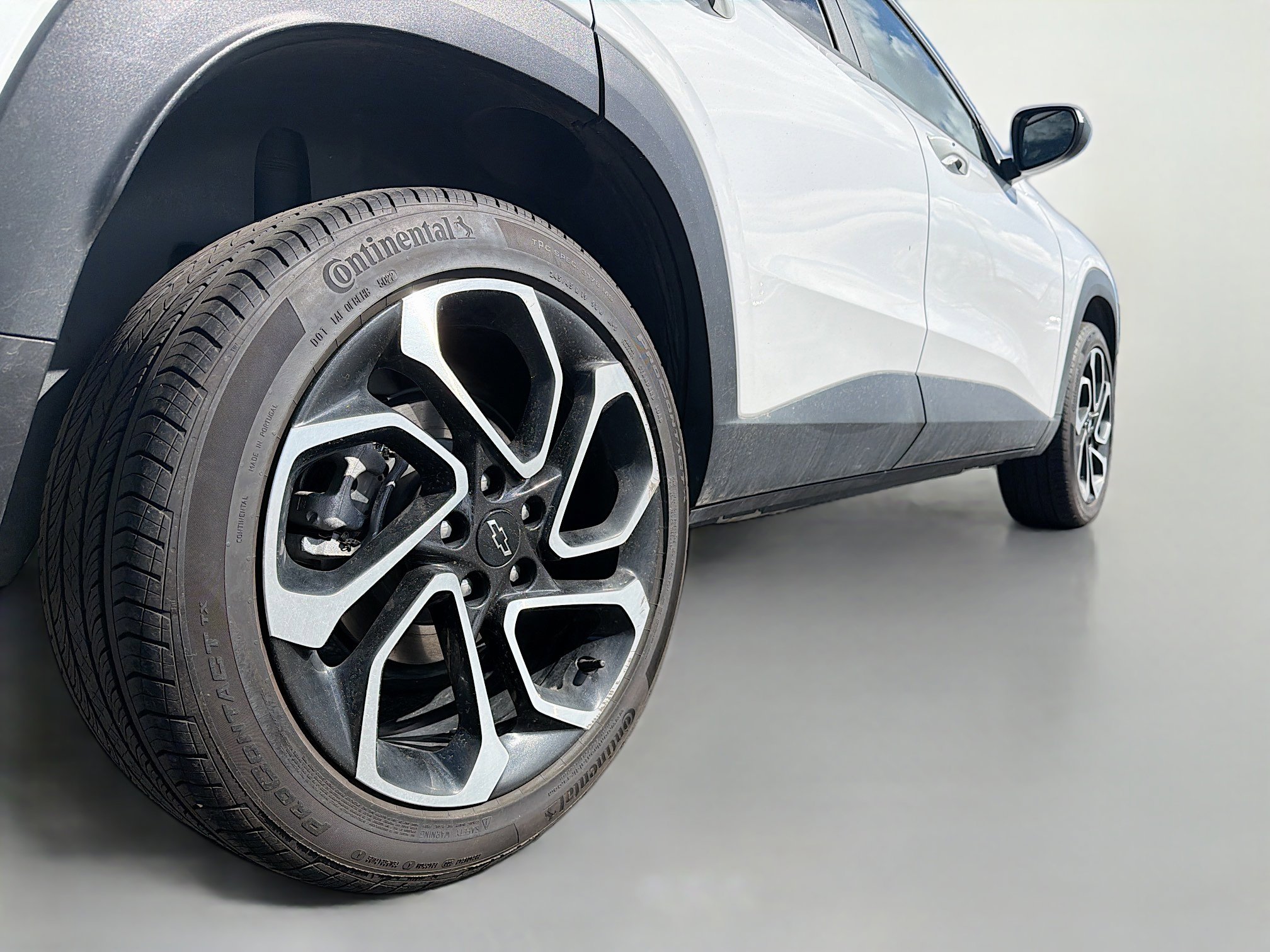 Used 2024 Chevrolet Trax RS w/ Driver Confidence Package image 15