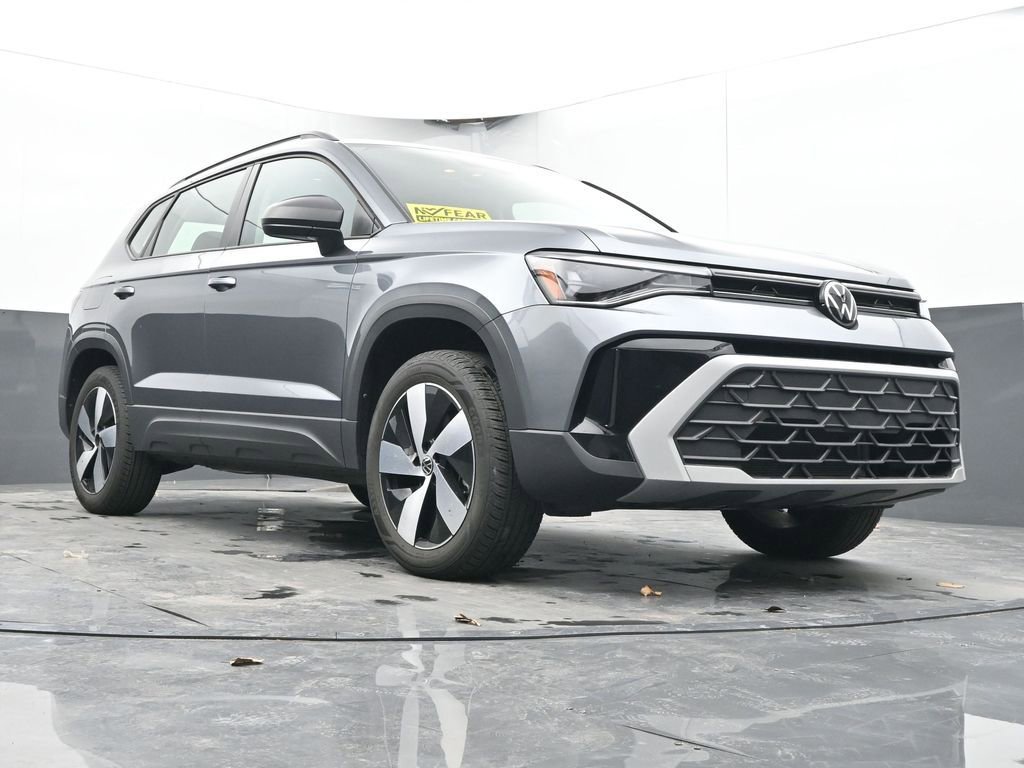 Used 2025 Volkswagen Taos S image 35