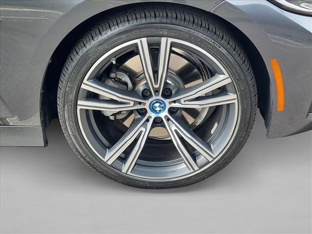 Certified 2022 BMW 330e w/ Premium Package RWD image 25