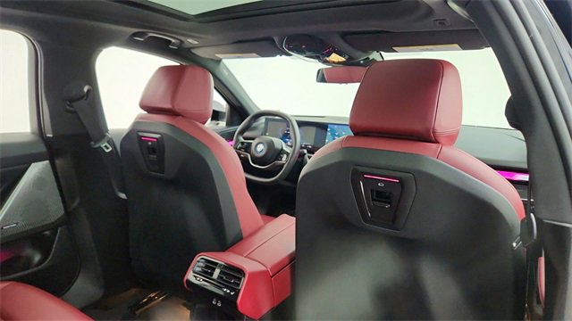 Used 2024 BMW i5 eDrive40i w/ Premium Package image 27