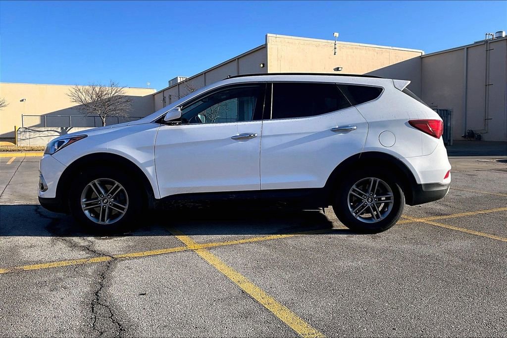 Used 2017 Hyundai Santa Fe Sport image 7