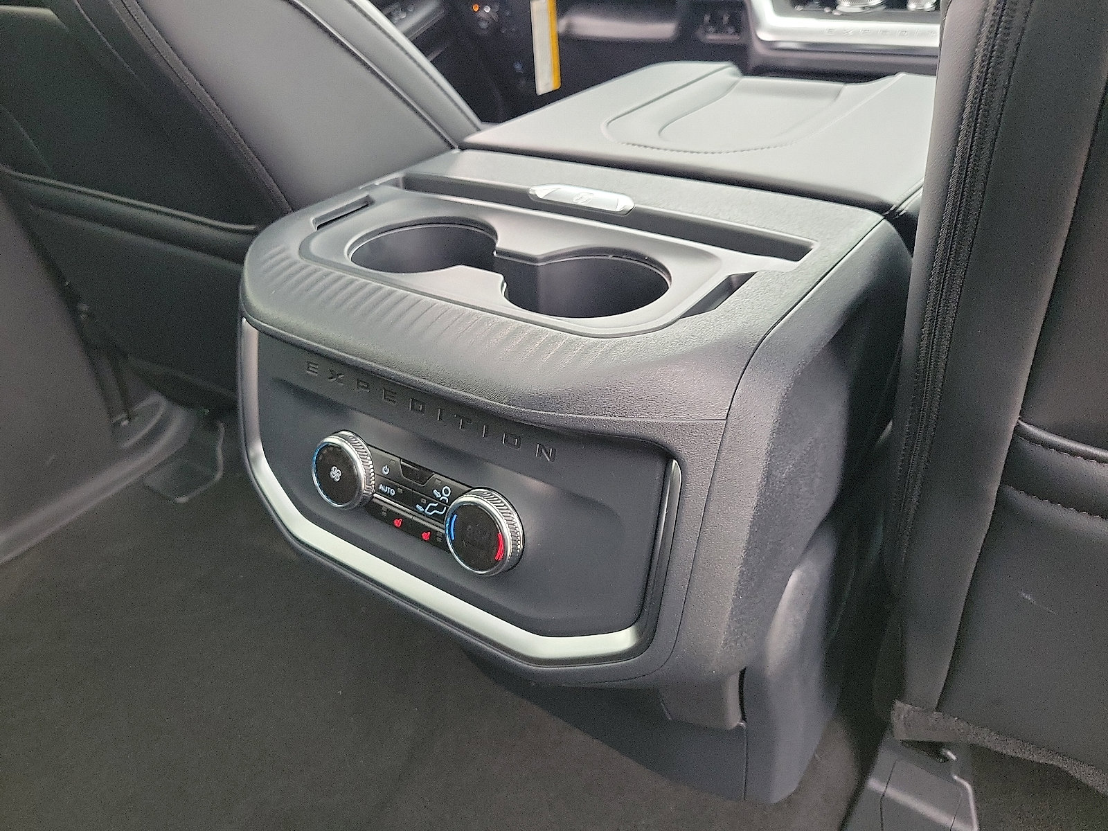 New 2026 Ford Expedition Max Platinum AWD/4WD image 19
