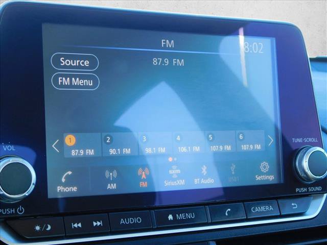 Used 2025 Nissan Altima 2.5 SV FWD image 19