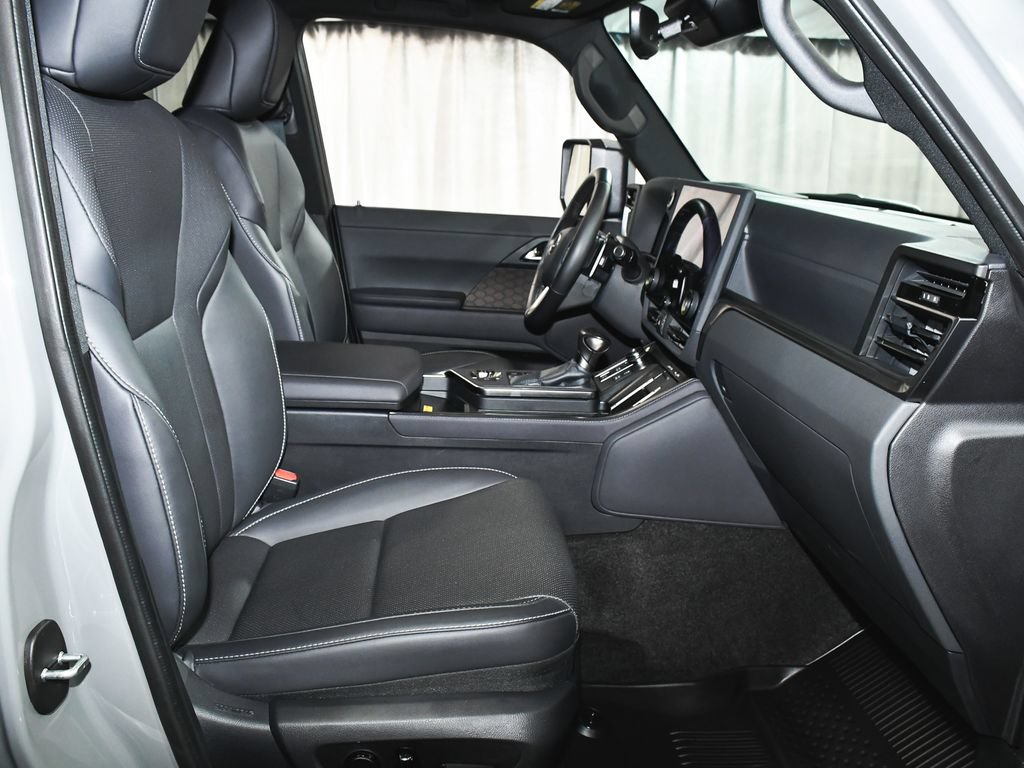 Used 2024 Lexus GX 550 w/ Accessory Package (Z1) AWD/4WD image 62
