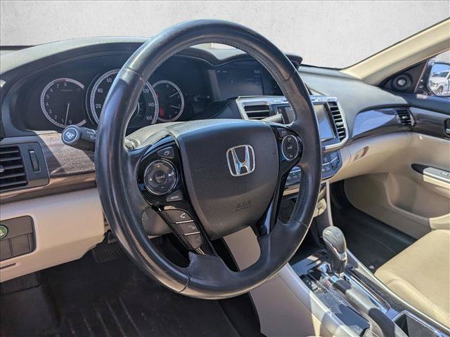 Used 2017 Honda Accord EX-L image 9