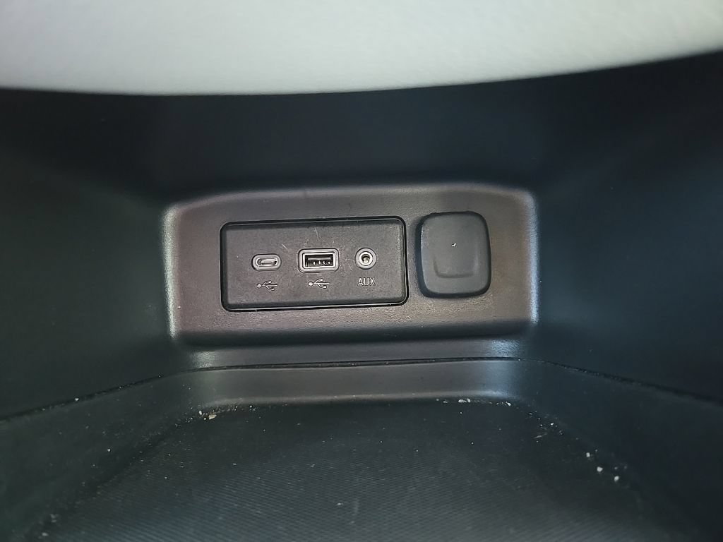 Used 2023 Chevrolet Equinox LS FWD image 53
