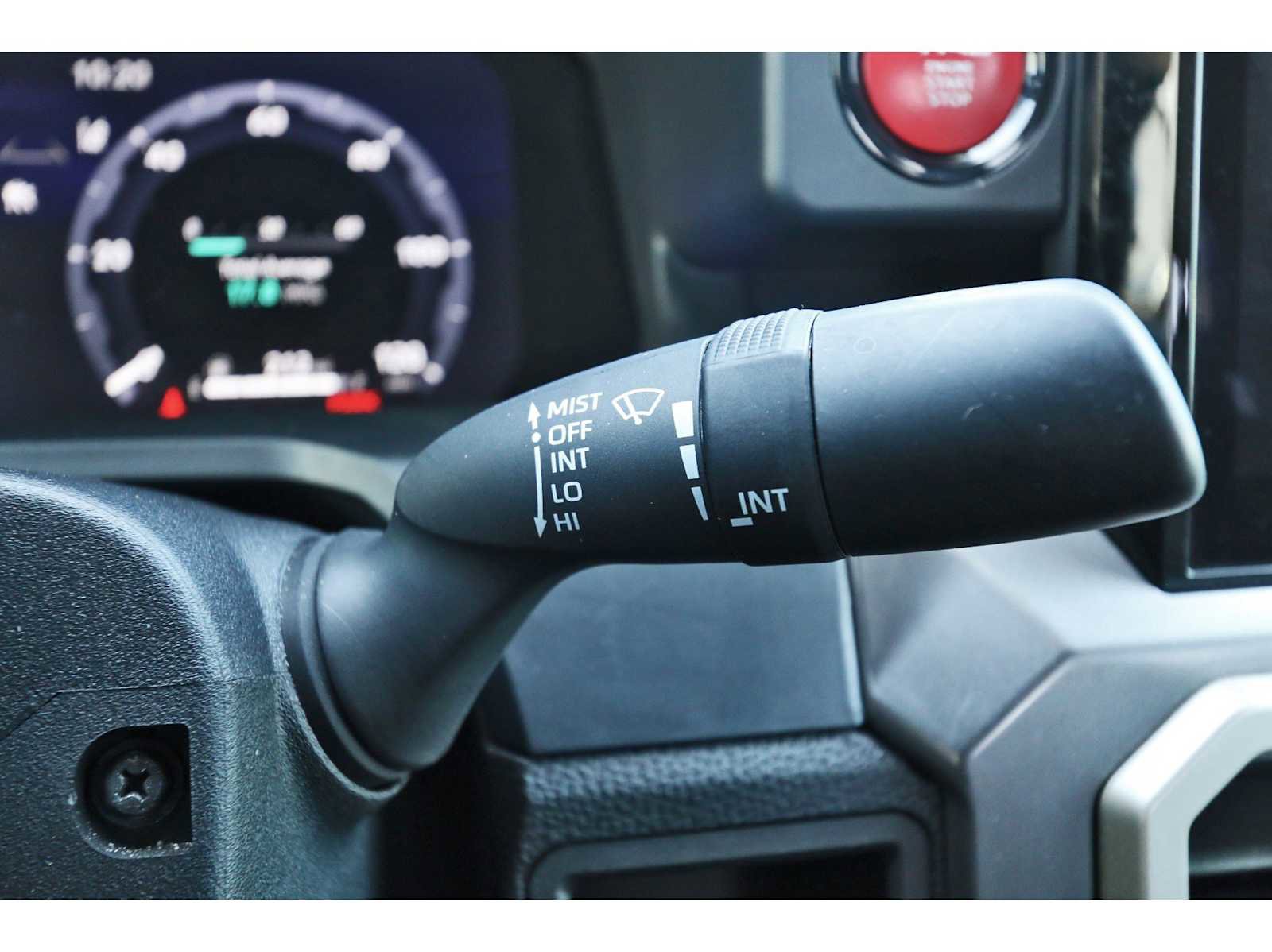 Used 2025 Toyota Tacoma TRD Sport image 18