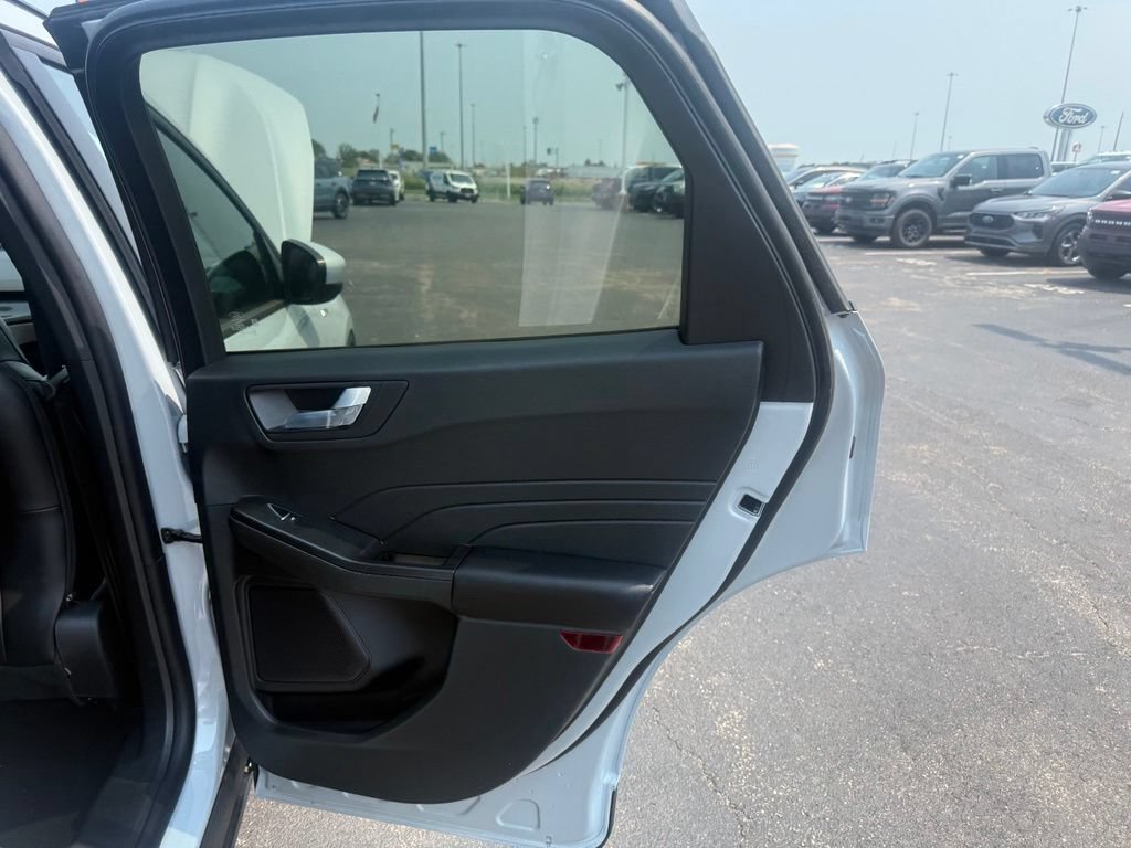 New 2026 Ford Escape ST-Line Select AWD/4WD image 41
