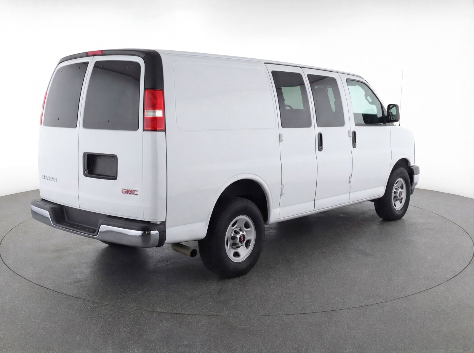 Used 2025 GMC Savana 3500 LT w/ LT Preferred Equipment Group image 9