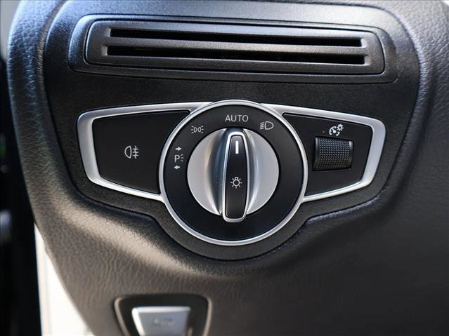 Used 2022 Mercedes-Benz GLC 300 4MATIC image 15