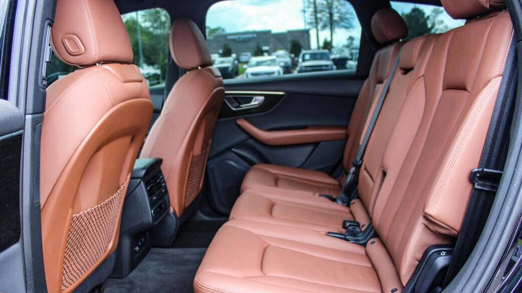 Used 2021 Audi Q7 3.0T Premium w/ Convenience Package image 8