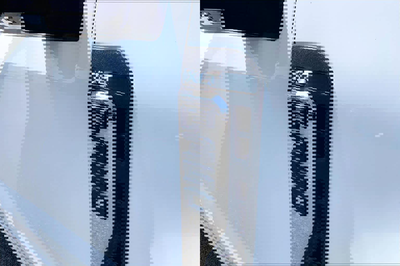 Certified 2023 Ford F350 XLT image 10