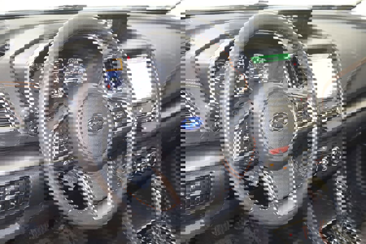 Used 2018 Subaru Crosstrek 2.0i Limited image 6