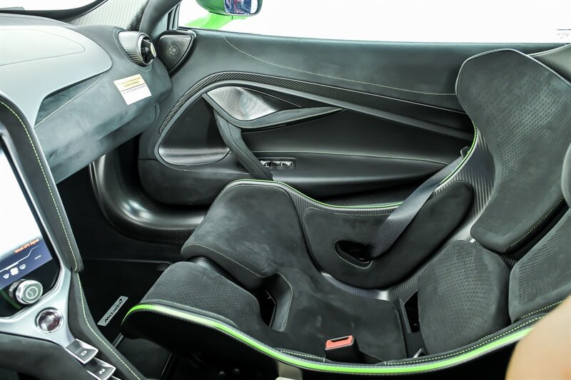 Used 2024 McLaren 750S Spider RWD image 37