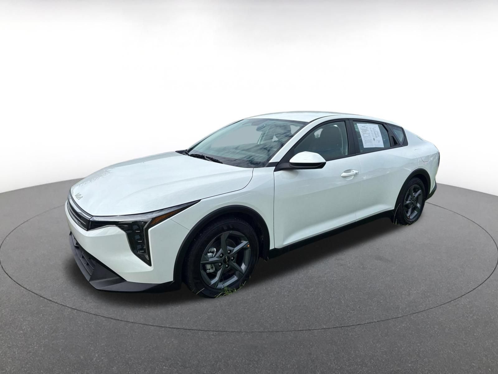 Used 2026 Kia K4 FWD image 4