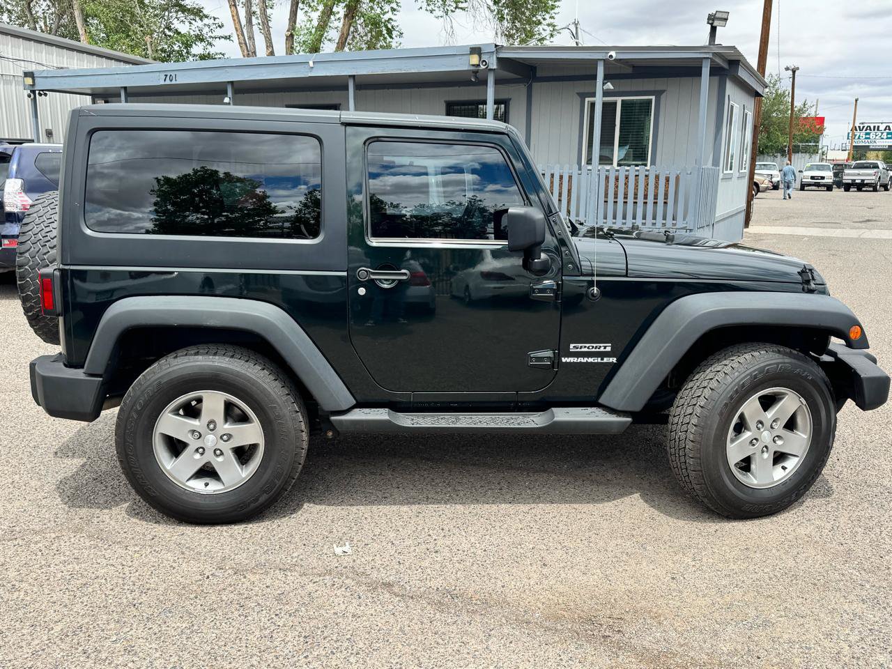 Used 2012 Jeep Wrangler Sport AWD/4WD image 8