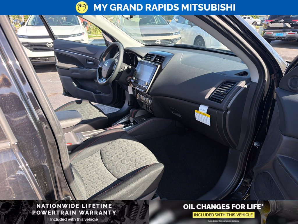 New 2027 Mitsubishi Outlander Sport LE AWD/4WD image 25
