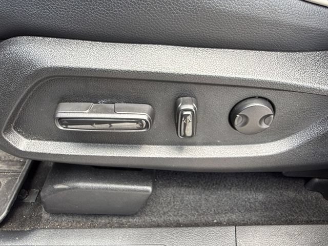 Used 2025 Honda Pilot Elite image 18