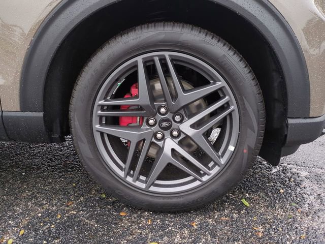 New 2026 Ford Explorer ST RWD image 11