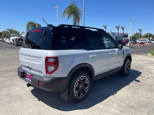 New 2026 Ford Bronco Sport Outer Banks w/ Outer Banks Tech Package+ AWD/4WD image 5