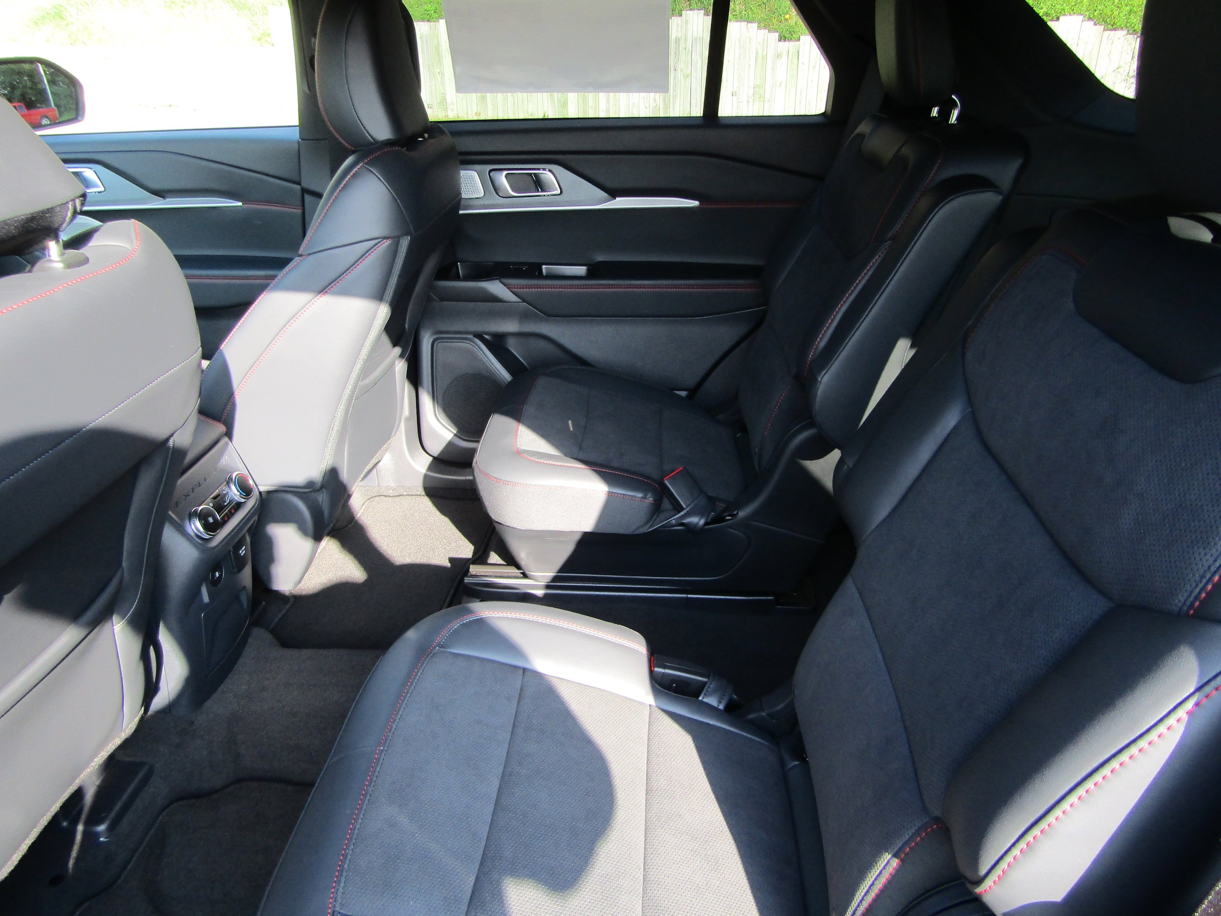 New 2027 Ford Explorer ST w/ Sun And Sound Package AWD/4WD image 13