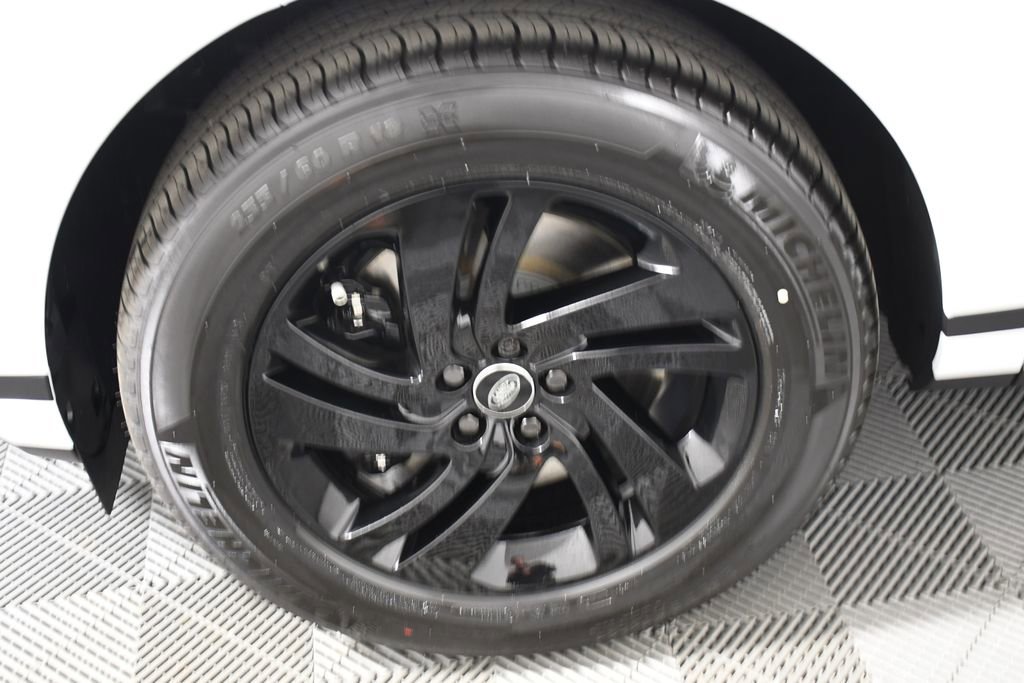 Certified 2026 Land Rover Range Rover Evoque S AWD/4WD image 11