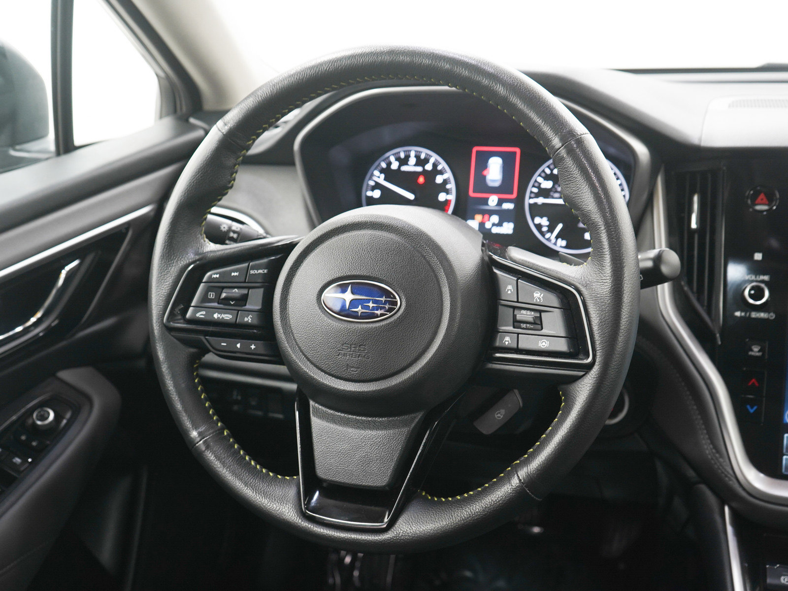 Used 2025 Subaru Outback Onyx Edition image 17