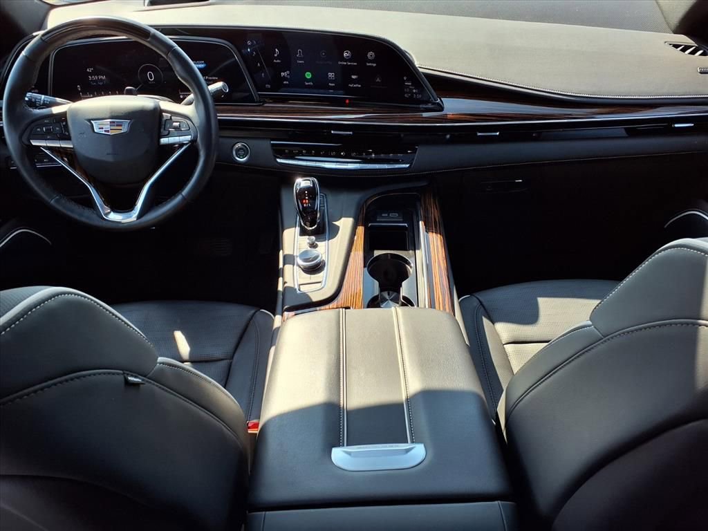 Used 2024 Cadillac Escalade Premium Luxury w/ LPO, Floor Liner Package image 10